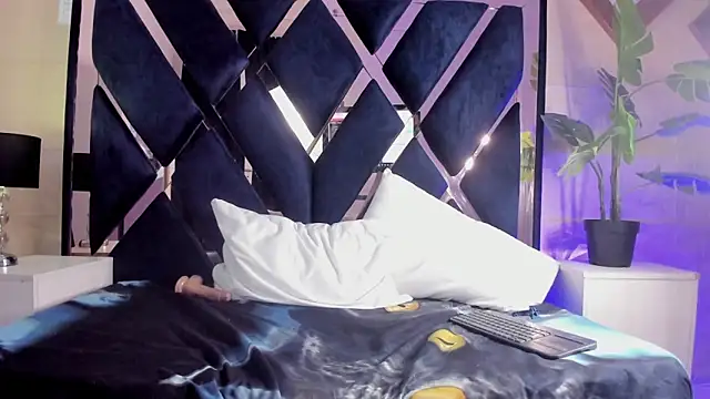 valentina_lenoxx webcam