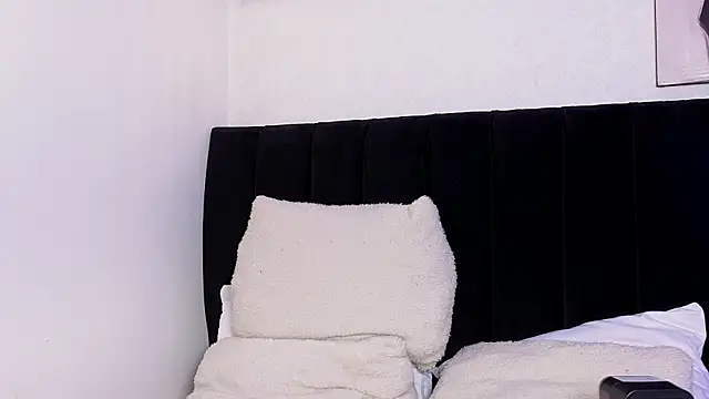 antonellariva_ - Antonellariva_'s free webcam