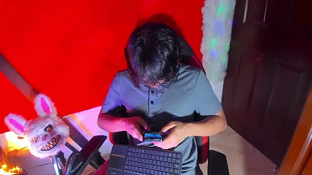 lilowen_ (M young) - Make me BIG CUM!!