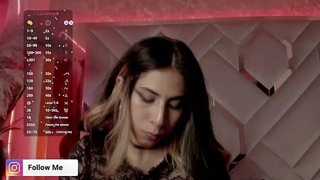 sara_foxx1 - Sara_Foxx1's free webcam