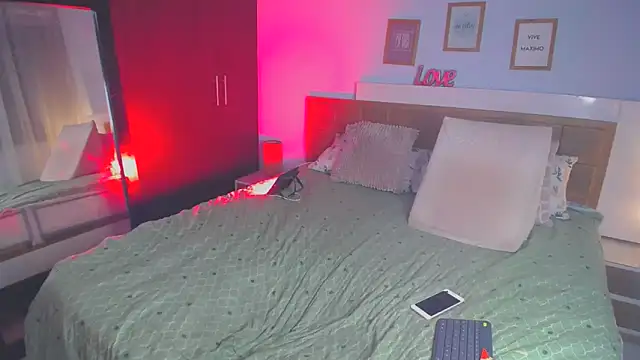 shanonle - ShanonLe's free webcam