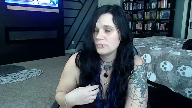 cherrywilde - CherryWilde's free webcam