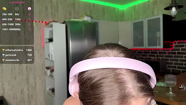 chrisamott - ChrisAmott's free webcam