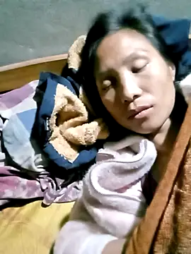 diana-02 - Diana-02's free webcam