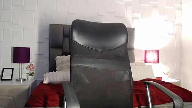 andrearusseau - AndreaRusseau's free webcam