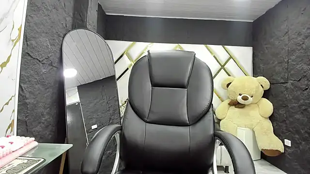 JulietaDiamond webcam