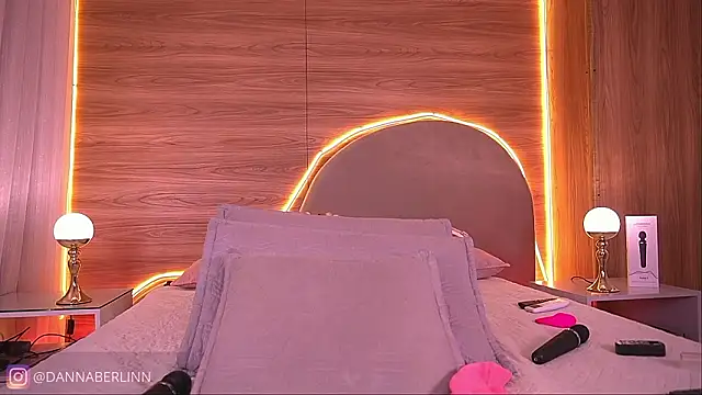 danna_berlin_ webcam
