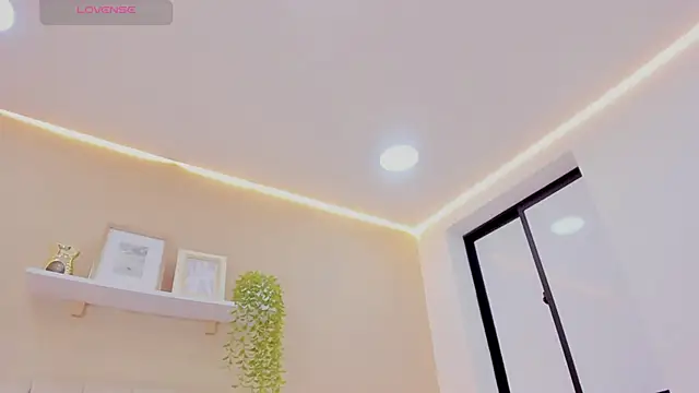 Mia_thompson_19 webcam