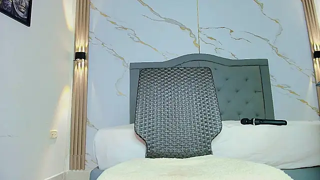 nina_rouge7 - Nina_Rouge7's free webcam