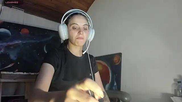 mariecam420 - Mariecam420's free webcam