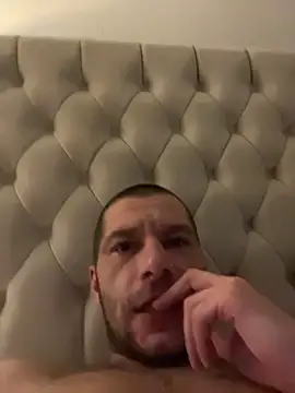 Kinkycouple142 webcam