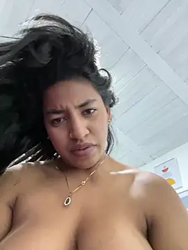 Vanessarios01 webcam