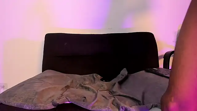 Rosaly_Rodman webcam