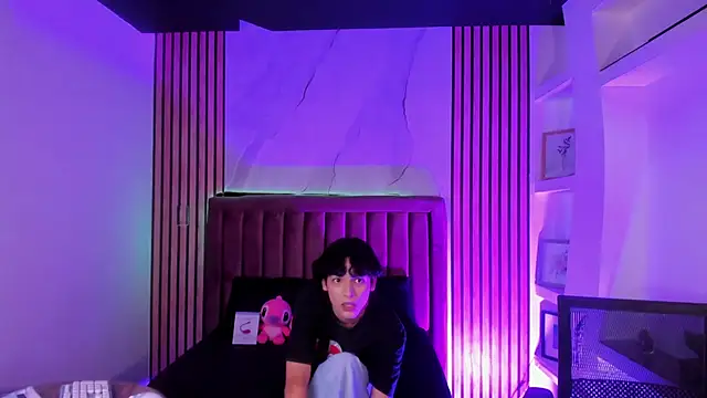 SthepanodiMonaco webcam