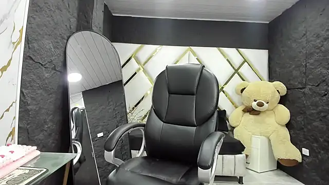 JulietaDiamond webcam