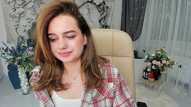 miraclecurly - MiracleCurly's free webcam