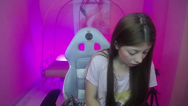 Ashley_benson_x webcam