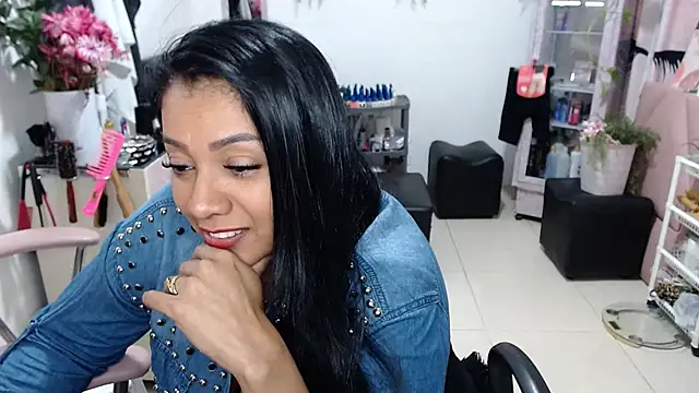 titsbiglovers webcam