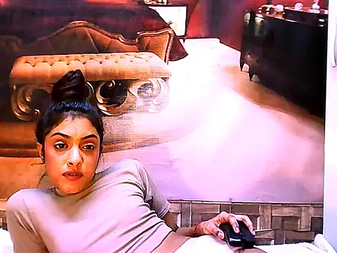 IndianPretty14u2Luv webcam