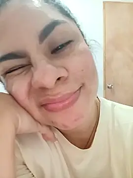 luna_pinky - Luna_pinky's free webcam - UK Sex Cams