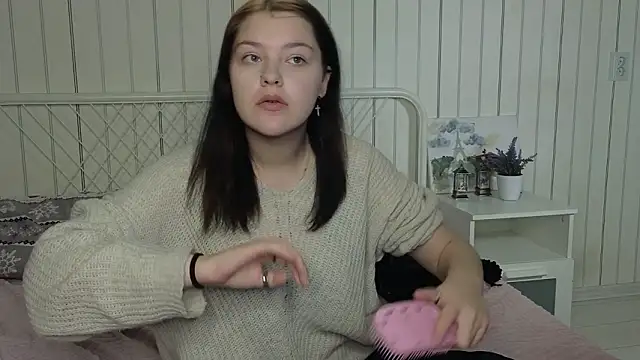 bevhanni - BevHanni's free webcam - UK Sex Cams