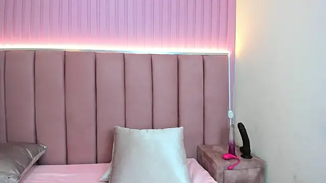 zoehoney_hl - Zoehoney_hl's free webcam