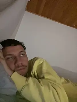 Michaell_Spinelly webcam