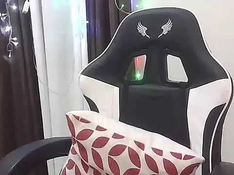 fearless_tara20 - Fearless_tara20's free webcam