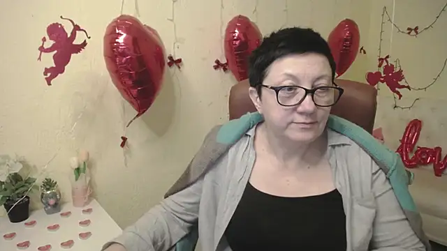 emilyl0ve - EmilyL0ve's free webcam