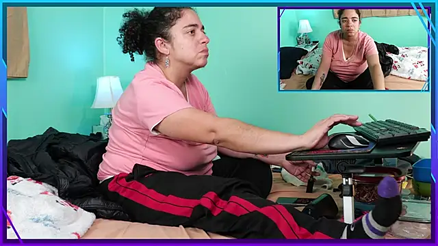 nsfwismorefun - Nsfwismorefun's free webcam