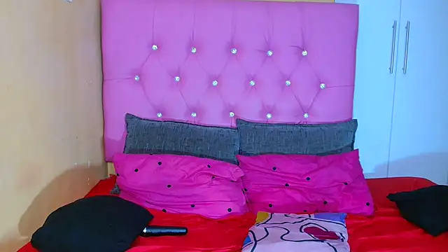 prettybrowngirl - Prettybrowngirl's free webcam