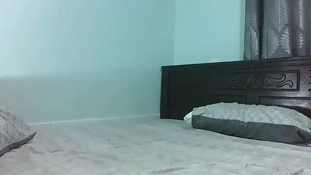 huge_bootybae - Huge_Bootybae's free webcam