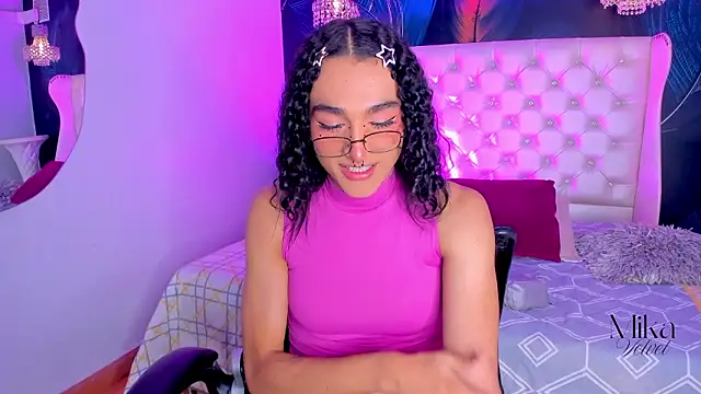 Mika__velvet webcam