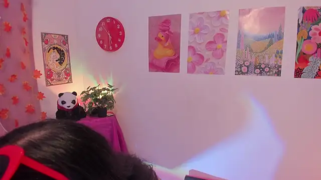 naharasoller - Naharasoller's free webcam