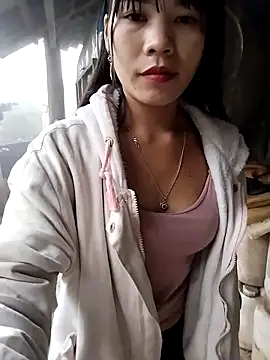 gugu0022 - Gugu0022's free webcam