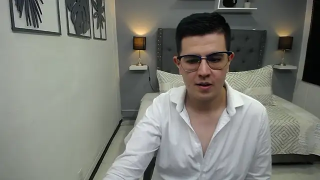 dylan_santiago_ webcam