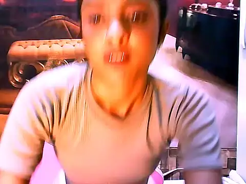IndianPretty14u2Luv webcam