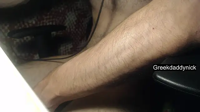 GreekDaddyNickOfficial webcam