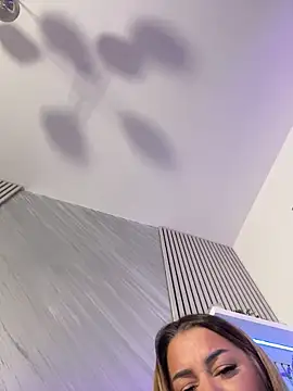 kirstievegas - KirstieVegas's free webcam