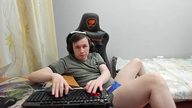 iliaskrislove - Iliaskrislove's free webcam