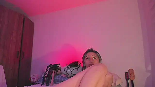 k2xxkrawl - K2xxKrawl's free webcam