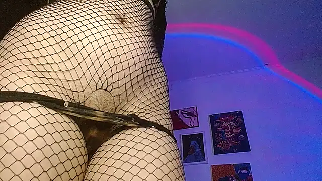 zora_blue777 - Zora_blue777's free webcam