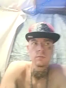 whitetrashsag420 webcam
