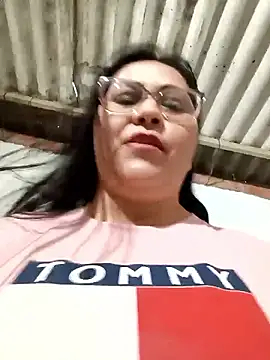 Dirty-Momm-Divorced-Hot webcam