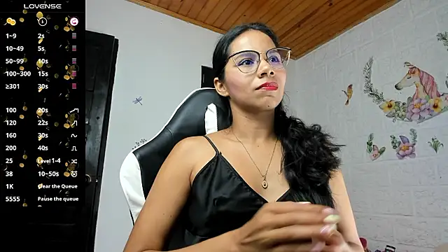 alisson_hoffman05 - Alisson_hoffman05's free webcam