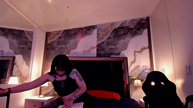 susanvilla - SusanVilla's free webcam