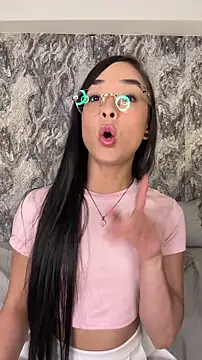 mialarouse - Mialarouse's free webcam