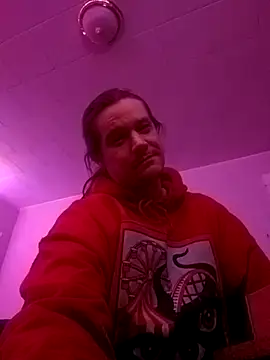 chuckyydee - ChuckyyDee's free webcam