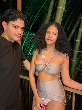 AndresXXXSHOWS webcam