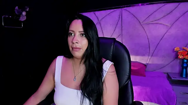 AshleyMontenegro webcam